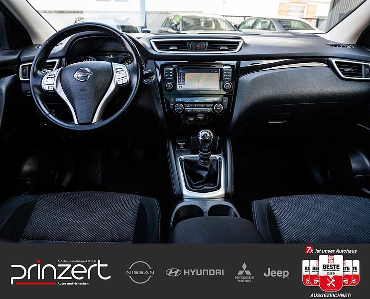 Nissan Qashqai 1.6 *8-fach*Panorama*Ambiente*Touch*PDC*SHZ*360° Kamera*